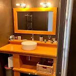 Dany - With Large Balcony And Sea View דירה