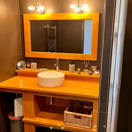 Dany - With Large Balcony And Sea View Lägenhet