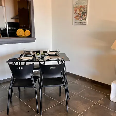 Dany - With Large Balcony And Sea View *