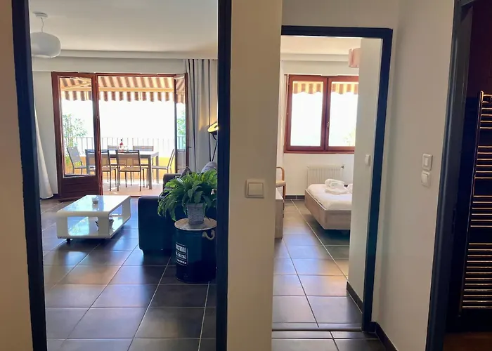 Dany - With Large Balcony And Sea View * Ajaccio (Corsica)