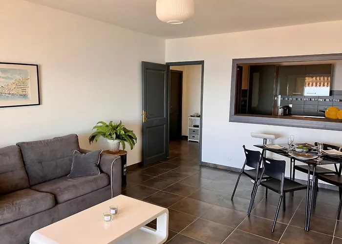 Dany - With Large Balcony And Sea View Ajaccio (Corsica)